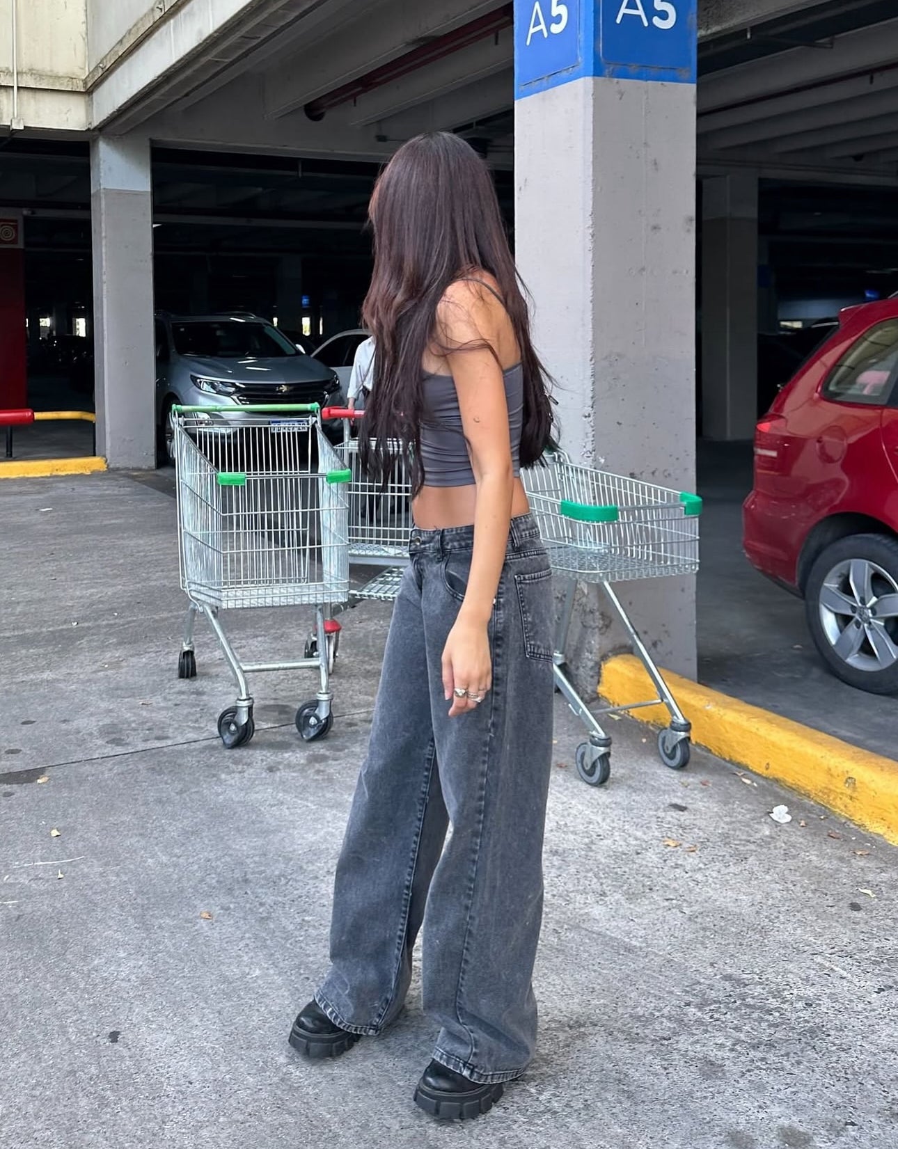 WIDE LEG CIRUS