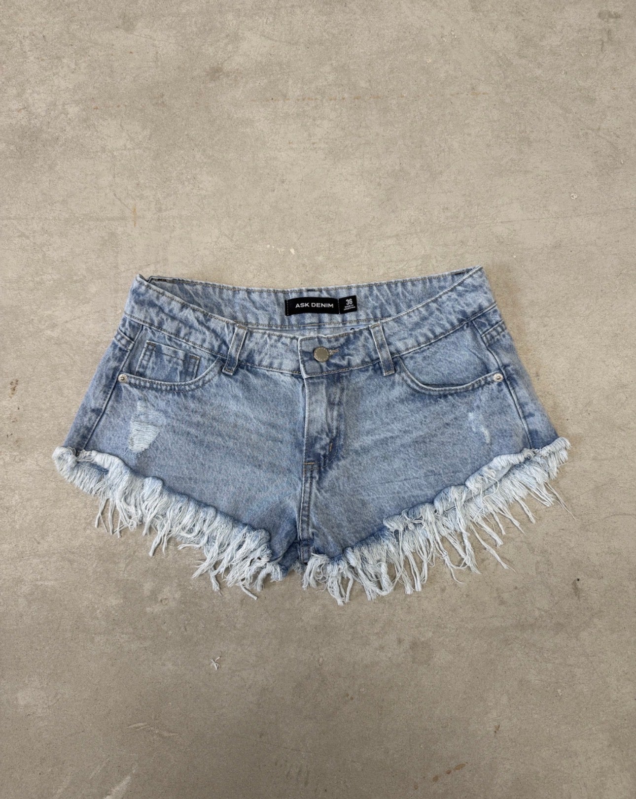 PREVENTA - SHORT SKY