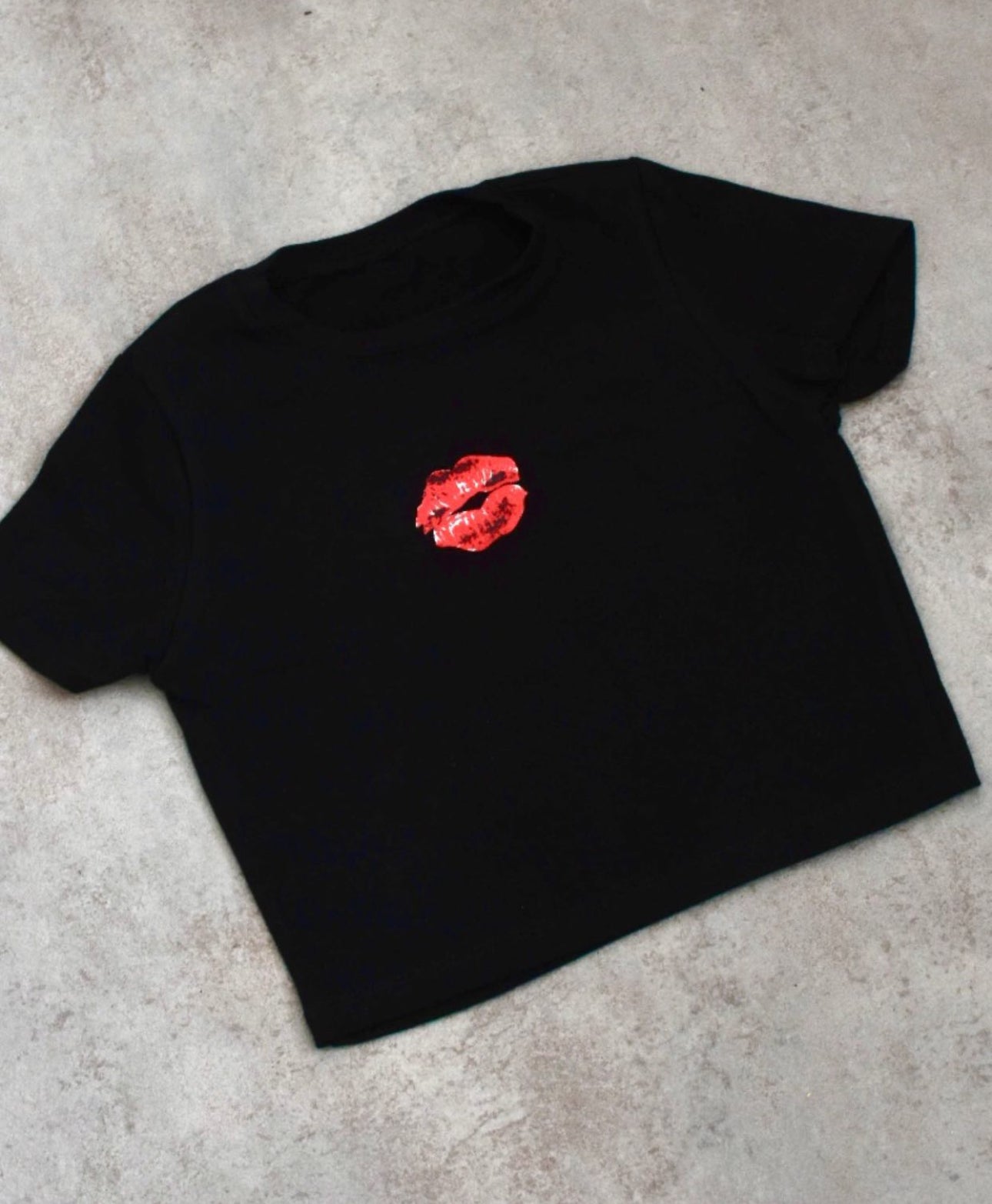 BABY TEE KISS
