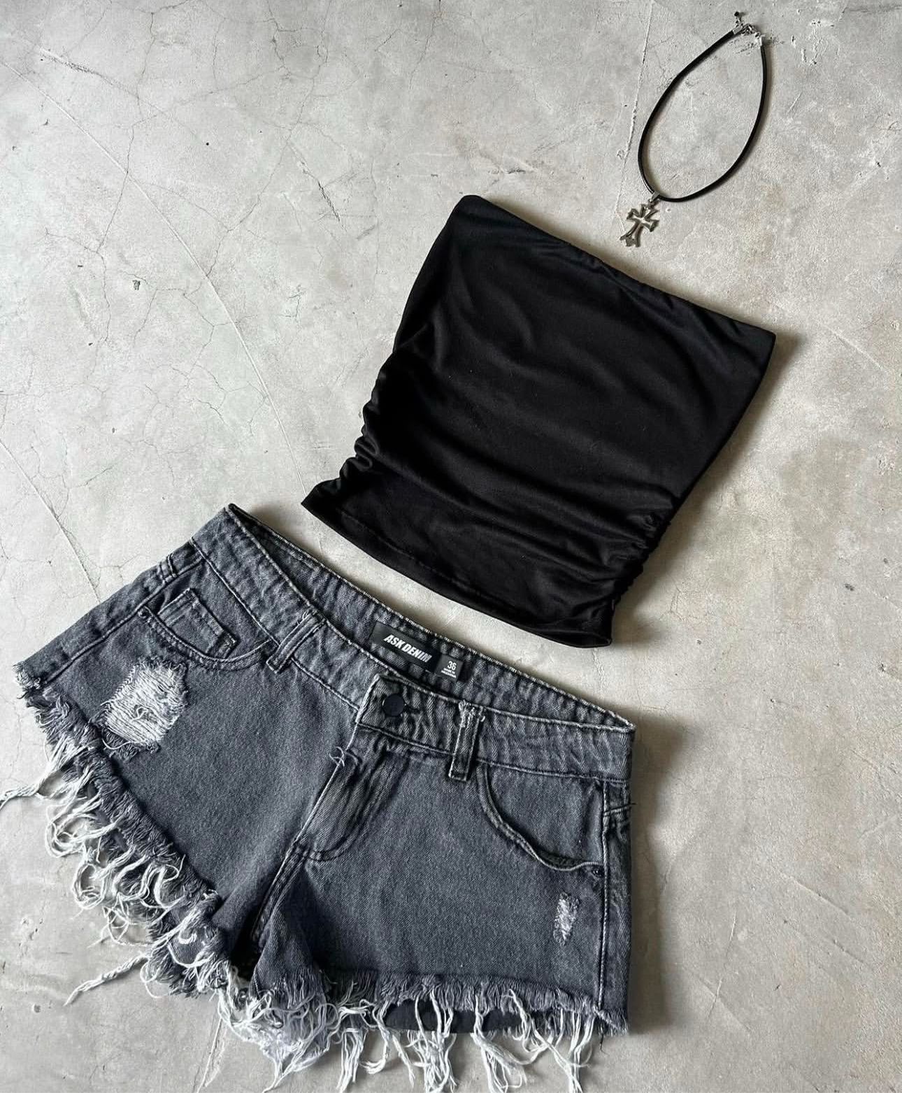 SHORT SUMMER